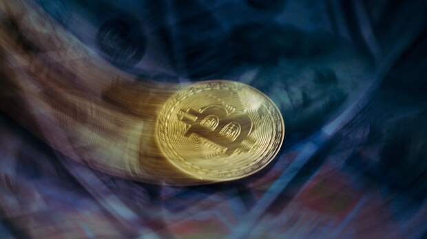 Цена биткоина превысила 44,5 тысячи долларов 