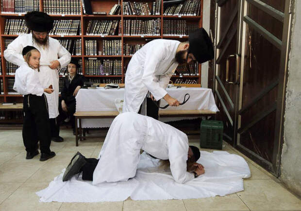 20 интересных фото о жизни ортодоксальных евреев
