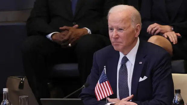 Байден назвал Путина "мясником"