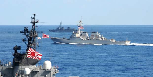 ВМС США и Японии. Источник изображения: 