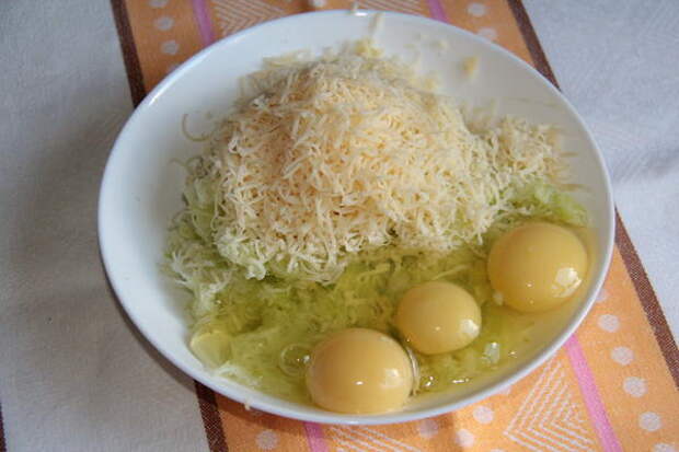 цукини, сыр, яйца