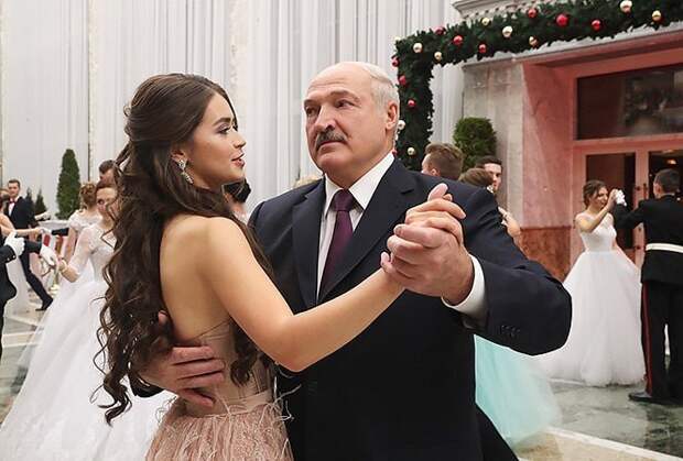 Мария Василевич, спутница Лукашенко, идёт в депутаты Мария Василевич, спутница Лукашенко, идёт в депутаты