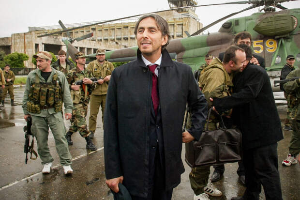 «Я знаю, сколько мне осталось» В Москве покончил с собой Умар Джабраилов. Чем запомнился самый яркий чеченский бизнесмен 1990-х?