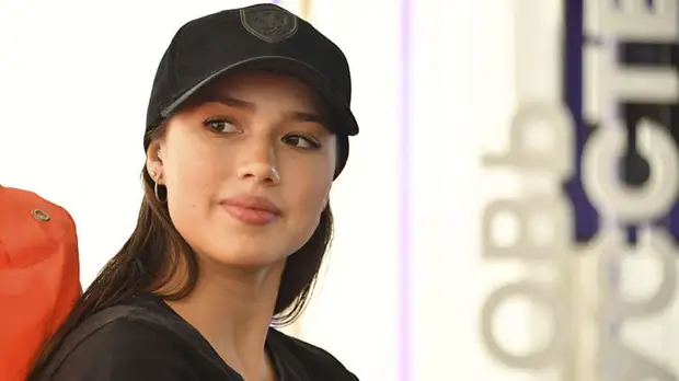 Экс-фигуристка Баюл посоветовала Загитовой не носить чужую корону