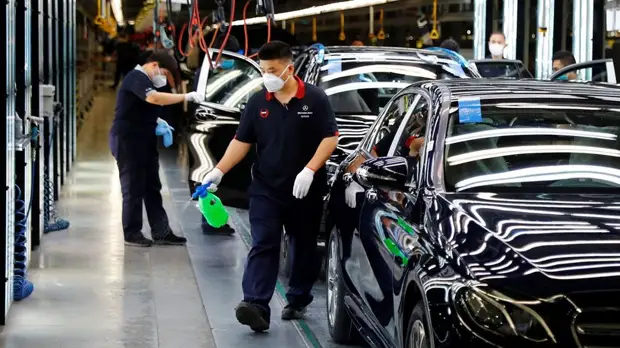 Снова в строю: промышленность Китая выросла впервые с начала года