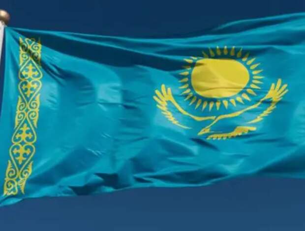 Казахстан берёт русских на «слабо»? Политолог указал, в чём наивна Россия