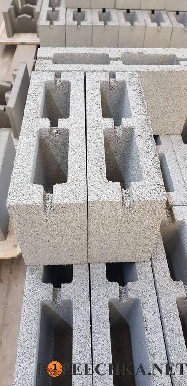 Полублок (камень стеновой перегородочный) 390 Х 120 Х 188 в Донецке - 85 руб