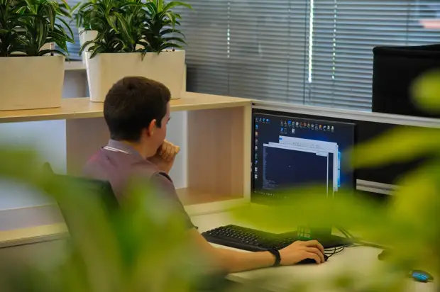 «Обман, обесценивание и удача»: как учёные определили факторы синдрома самозванца для России