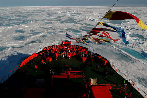 Комиссаров: на ледоколе "50 лет Победы" царит по-настоящему командная атмосфера