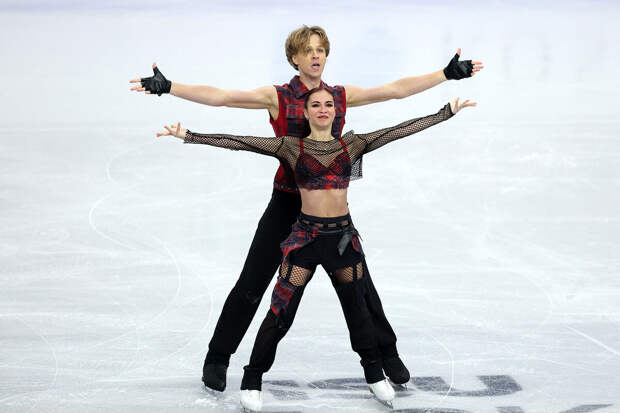 Фигуристы Дэвис и Смолкин стали десятыми после ритм-танца на чемпионате мира