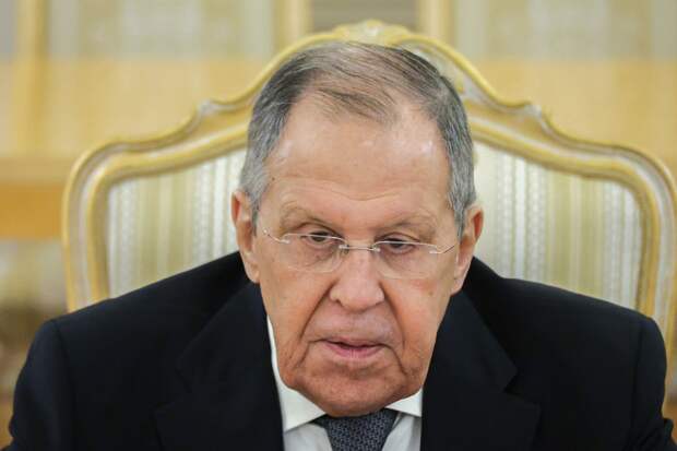 Лавров в разговоре с главой МИД ОАЭ осудил агрессию против Ирана