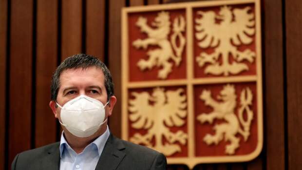 Вакцина за молчание: чешский чиновник уволен за попытку переговоров с Москвой