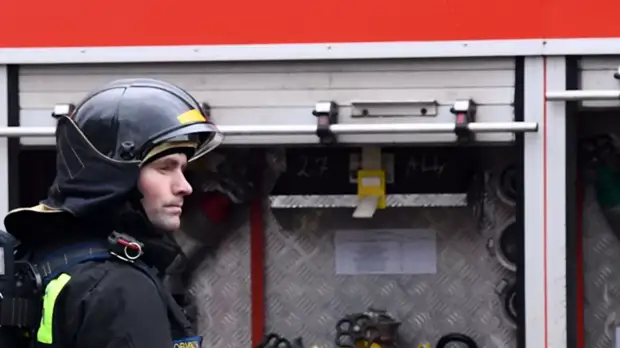 В Свердловской области произошёл пожар в ангаре