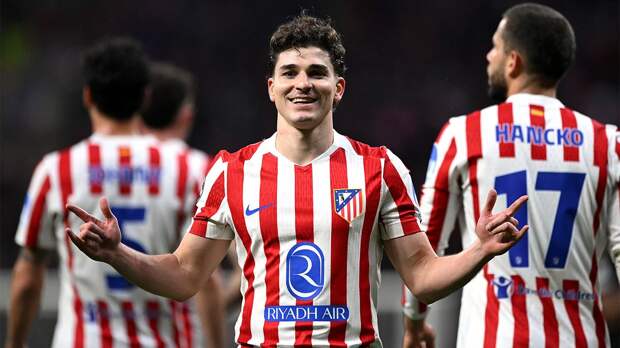 «Атлетико» забил «Тоттенхэму» 4 гола за полтайма. Вратарь Кински был заменен на 17-й минуте