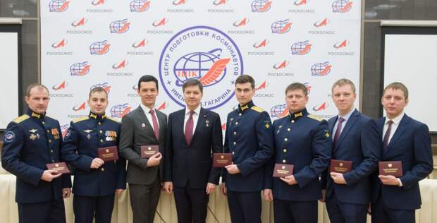Иркутянин и еще шесть человек получили квалификацию космонавта-испытателя
