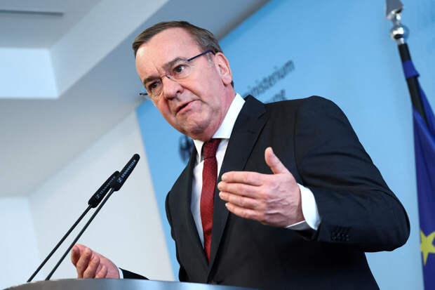 Глава МО ФРГ Писториус усомнился, что Россия стремится к миру на Украине