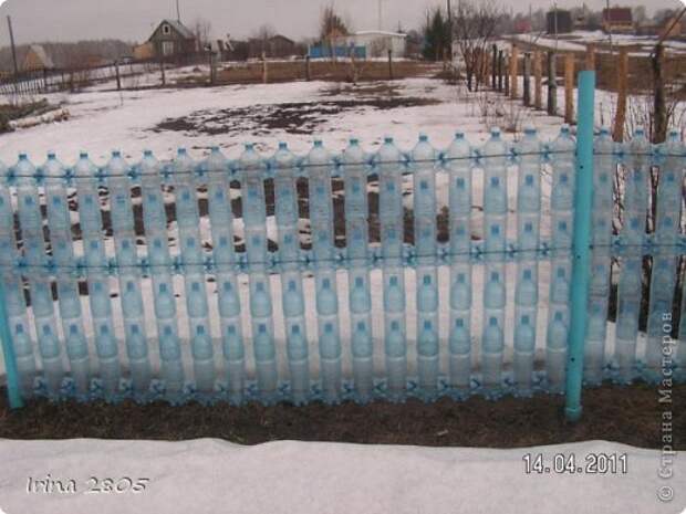 Забор из пластиковых бутылок Забор из пластиковых бутылок