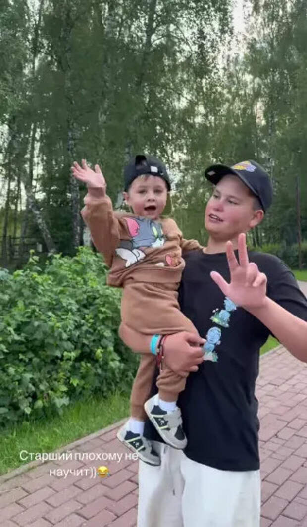 Микаэль и Тимофей