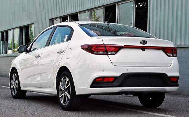 KIA Rio: новые фотографии следующего поколения