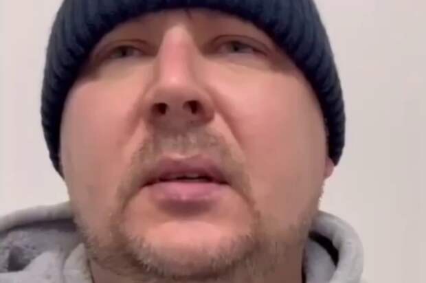 4 4