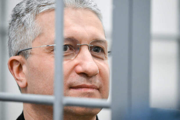 Названа растраченная экс-замминистром обороны Ивановым сумма