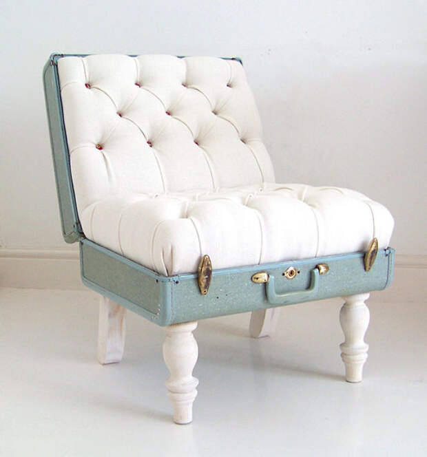 You Can Turn Your Old Suitcase Into A Chair