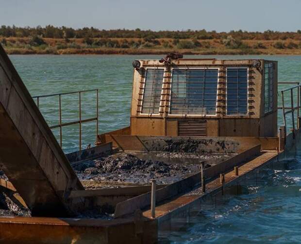 На бесплатных экскурсиях в Саках расскажут историю изучения и добычи «чёрного золота» Крыма