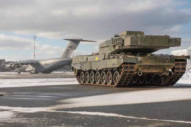 Военно-транспортный самолёт ВВС Канады доставил в Польшу первый танк Leopard 2 для Украины