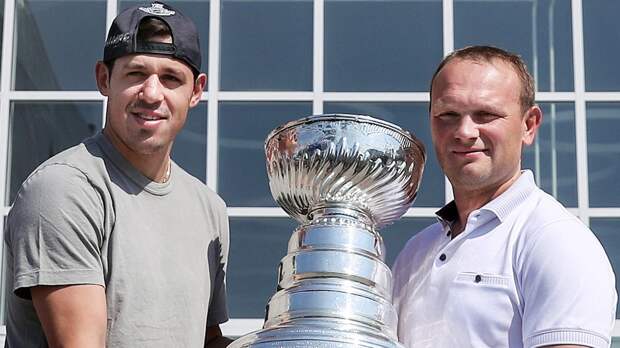 Русские звезды скрытно прибыли на Олимпиаду частным самолетом. Малкин и Гончар не хотели хейта: «Миллионеры жируют»