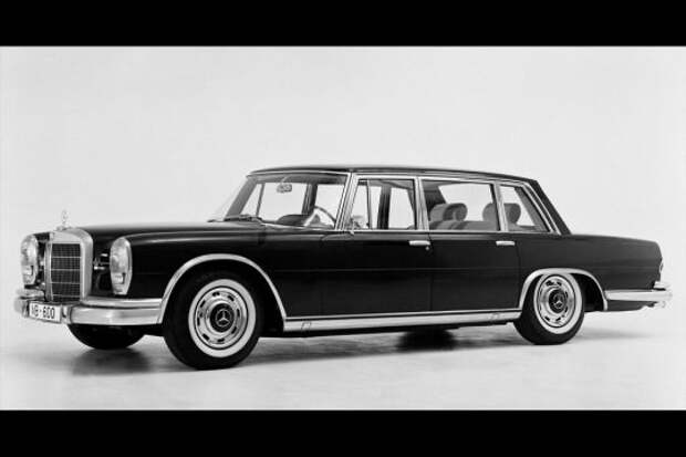 7. Mercedes-Benz 600 1963.jpg
