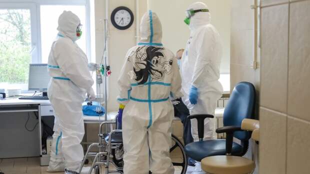 Выплаты в Петербурге получили 5,5 тысячи пострадавших от коронавируса медиков