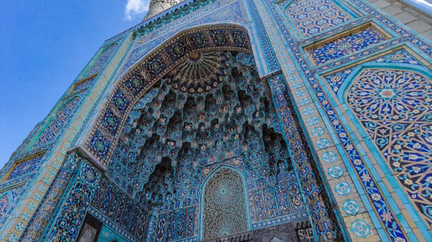 Александр Беглов поздравил мусульман Петербурга с праздником Ураза-байрам