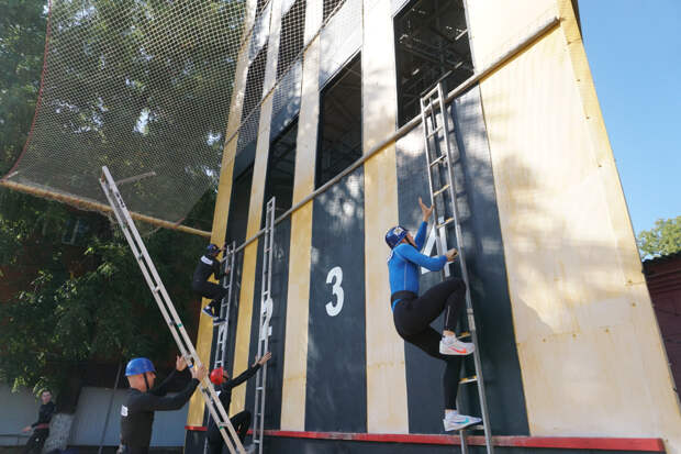 В Краснодаре проводятся этапы V чемпионата ВС РФ по пожарно-спасательному спорту