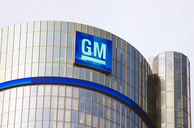 Акции General Motors уходят вниз вслед за директором Cruise