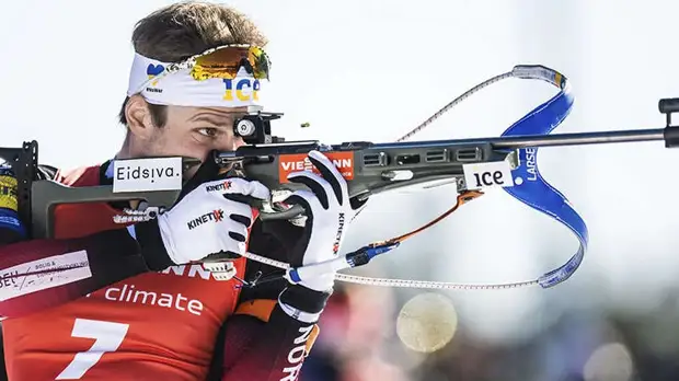 Алтайский биатлонист Даниил Серохвостов выиграл спринт на чемпионате России