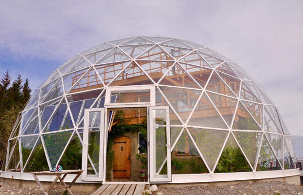 экологический дом под куполом 2 (700x452, 293Kb)