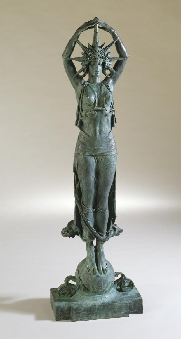 https://upload.wikimedia.org/wikipedia/commons/3/31/Star%2C_for_the_%22Colonnade_of_Stars%2C%22_Court_of_the_Universe_building%2C_1915_Panama_Pacific_International_Exposition%2C_San_Francisco.jpg