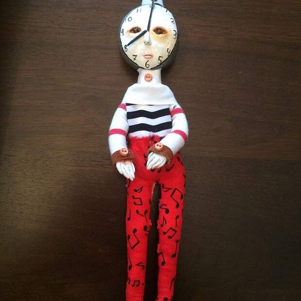 12-летний мальчик делает жутких кукол, из материалов, найденных на улице и это реально страшно в мире, дети, люди, очумелые ручки, своими руками. куклы . мальчик