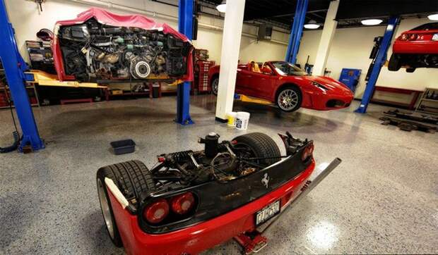 Как меняют сцепление на спорткаре Ferrari F50