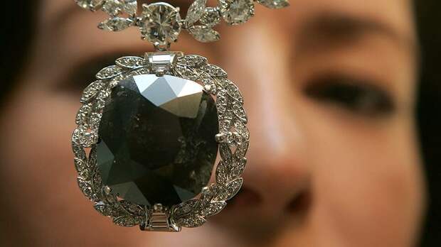 Как делают черные алмазы