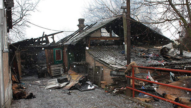 Последствия обстрела села Зайцево в Донецкой области. Архивное фото