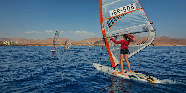 Горы, море и чёрнопятнистый иглобрюх: почему надо ехать в Израиль прямо сейчас