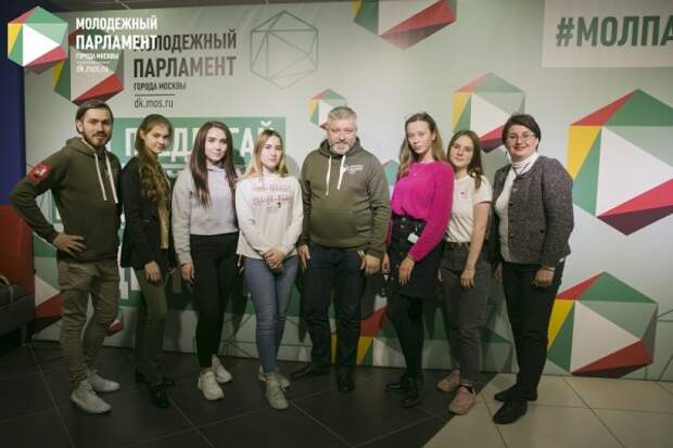 Молодежный парламент города Москвы, "Движок", Денис Лапшин 2