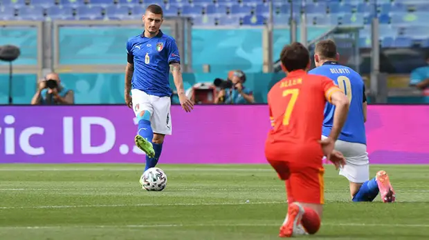 Высказывания датчан, отказ итальянцев вставать на колено и ЛГБТ-повязка Нойера: что окружает Евро-2020