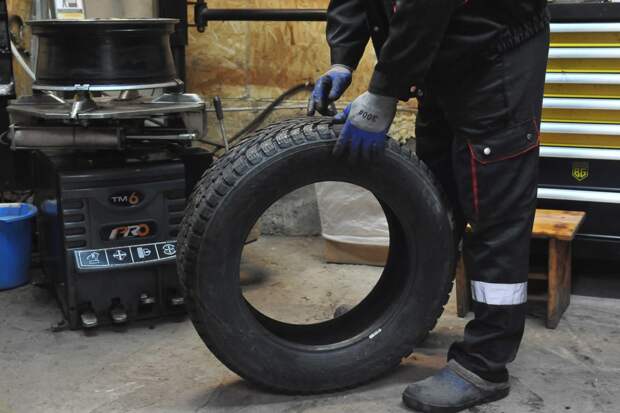 Россиянам перечислили случаи фатального ремонта шин