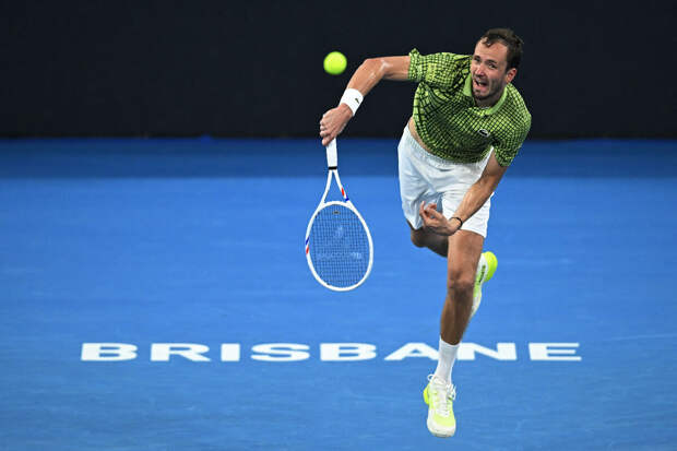Медведев отыгрался с 0:2 и вышел в четвертый круг Australian Open