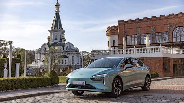 «Автотор» показал новую версию седана Amberauto A5 российский сборки