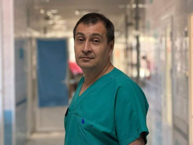 Казан хирургы Рубежное шәһәрендәге хезмәте турында: «Эшеңнең юкка булмавын аңлыйсың»