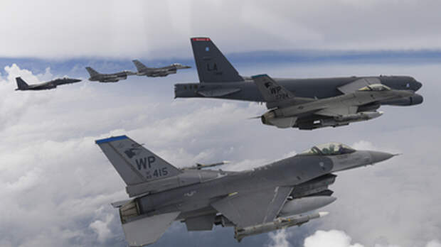 Отправит ли НАТО своих лётчиков F-16 на Украину? Источник The Times ответил однозначно