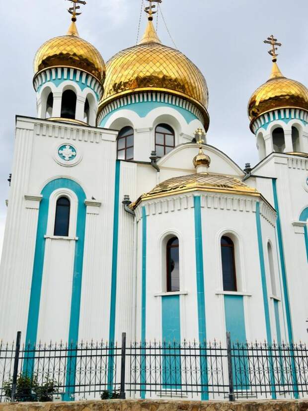 Церковь Феодоровской иконы Божией Матери в Крыму